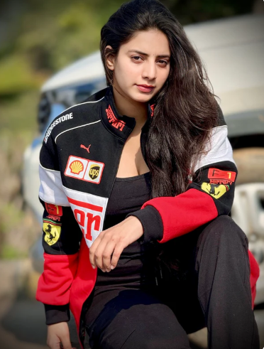 Red & White Ferrari F1 Racing Jacket - Elexwear